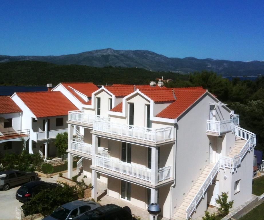 Apartments Maricevic Korcula Town Room photo